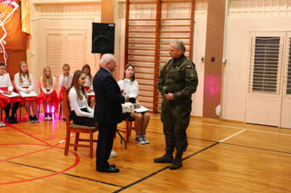 Kadra dowódcza i żołnierze 25 BKPow z wizytą w naszej Szkole