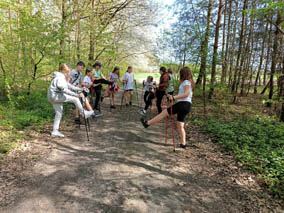 Pierwsze zajęcia NORDIC WALKING dla uczniów Zespołu Szkół w Cycowie