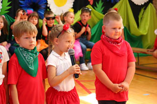 Dzień Mamy i Taty w grupach „Biedronki”, „Motylki”, „Żuczki”