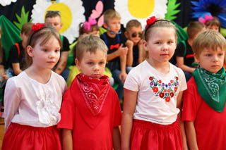 Dzień Mamy i Taty w grupach „Biedronki”, „Motylki”, „Żuczki”