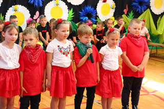 Dzień Mamy i Taty w grupach „Biedronki”, „Motylki”, „Żuczki”