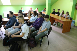 „Edukacja z Wojskiem” – szkolenie dla uczniów klas VIII