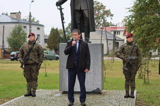 Uroczystości w Sulejówku upamiętniające 55. rocznicę śmierci Generała Kazimierza Sosnkowskiego