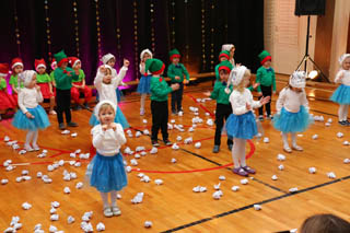 Mikołaj w Przedszkolu – „Myszki”, „Pszczółki”