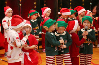 Mikołaj w Przedszkolu w grupach „Sówki”, „Żabki”