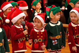 Mikołaj w Przedszkolu w grupach „Sówki”, „Żabki”