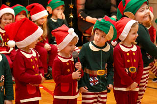 Mikołaj w Przedszkolu w grupach „Sówki”, „Żabki”