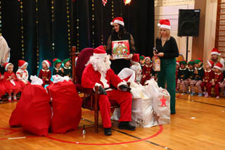 Mikołaj w Przedszkolu w grupach „Sówki”, „Żabki”