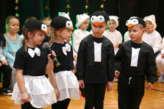 Mikołaj w Przedszkolu w grupach „Biedronki”, „Motylki”, „Żuczki”