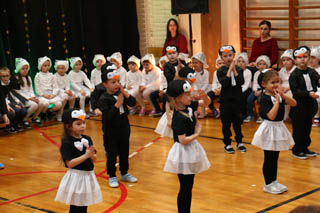 Mikołaj w Przedszkolu w grupach „Biedronki”, „Motylki”, „Żuczki”