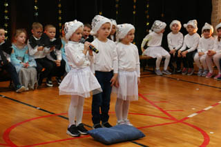 Mikołaj w Przedszkolu w grupach „Biedronki”, „Motylki”, „Żuczki”