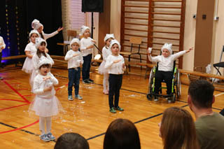 Mikołaj w Przedszkolu w grupach „Biedronki”, „Motylki”, „Żuczki”