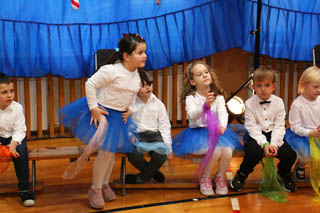 Mikołaj w Przedszkolu w grupach „Wiewiórki”, „Zajączki”