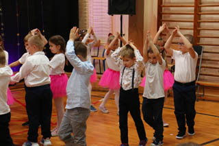 Mikołaj w Przedszkolu w grupach „Wiewiórki”, „Zajączki”