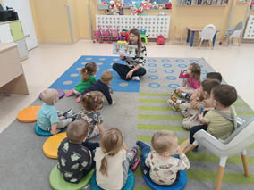 Projekt czytelniczy „Maluszek w Krainie Książek”