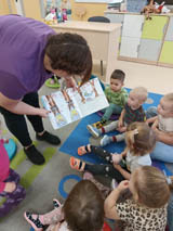 Projekt czytelniczy „Maluszek w Krainie Książek”