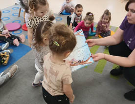 Projekt czytelniczy „Maluszek w Krainie Książek”