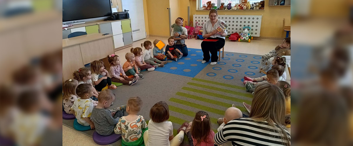 Projekt czytelniczy „Maluszek w Krainie Książek” w marcu